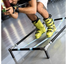 structure de support de slackline pour l'entraînement en intérieur