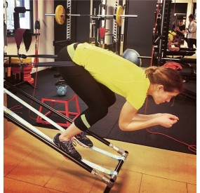 slackline support structure for indoor training