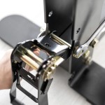 support structure for indoor slackline