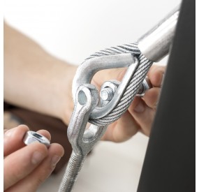 self-supporting structure with stretched wire and slackline